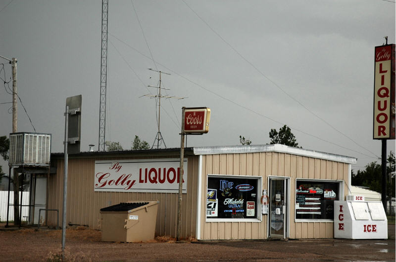 Eads, CO: Liquor Store