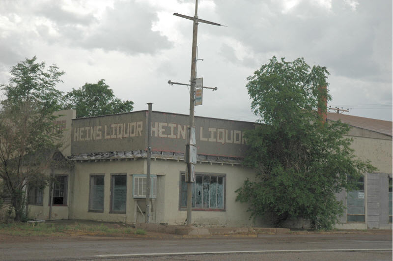 Kit Carson, CO: Heins Liquor