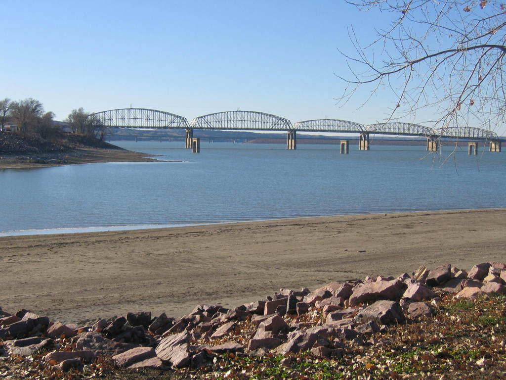 Chamberlain, SD: Chamberlain bridge over Missouri river