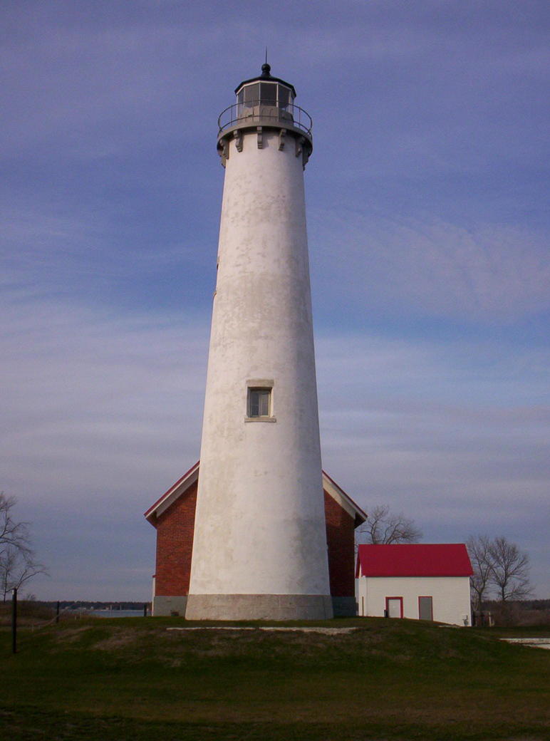 East Tawas, MI: Tawas Pt. lighthouse Head-on symmetrical view