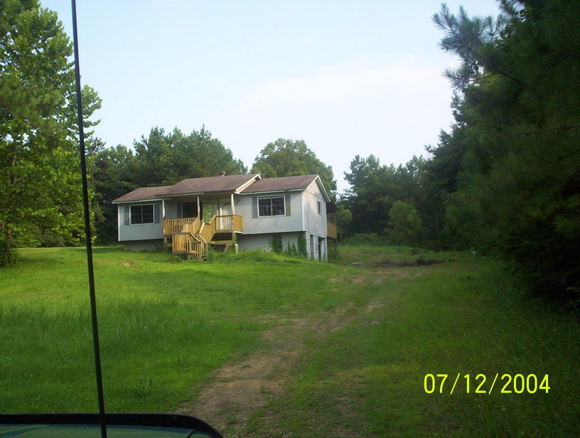 Harpersville, AL: little country house in Harpersville