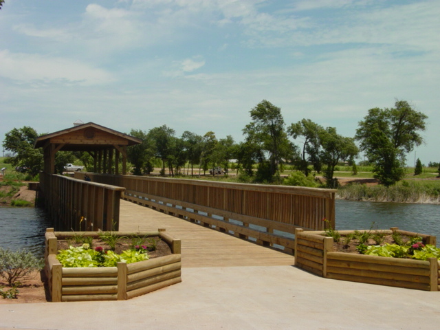 Childress, TX: Fair Park Bridge over lake in City Park