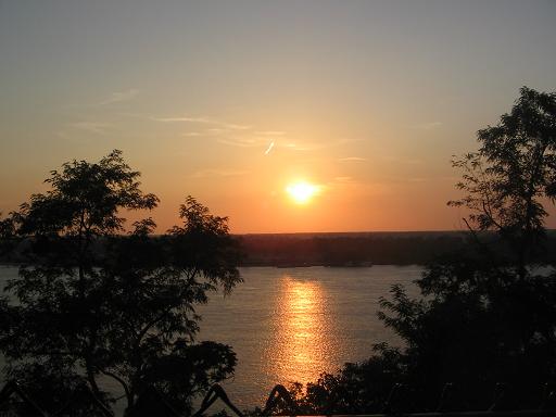 Natchez, MS: Sunset overlooking the MS River at Natchez