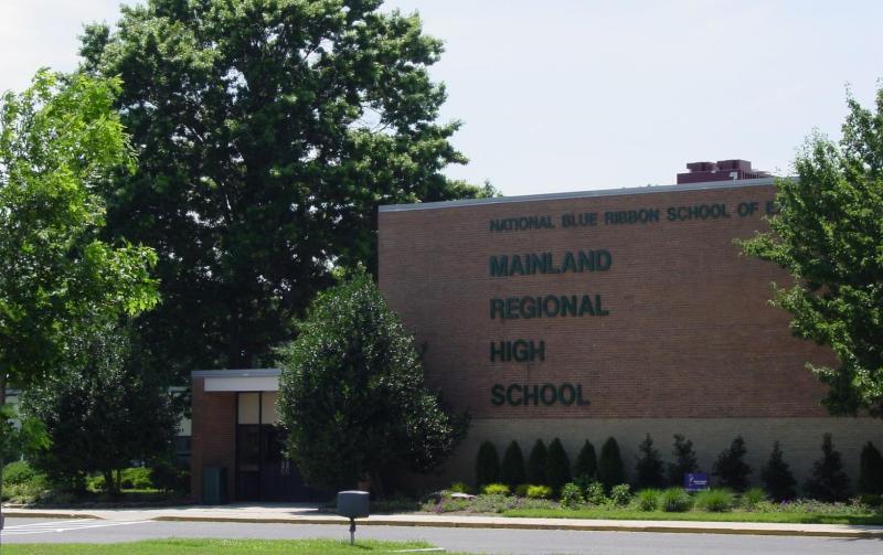 Linwood, NJ: Mainland Regional High School