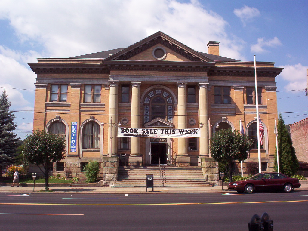 Beaver Falls, PA: Our Library in Beaver Falls,Pa 2004