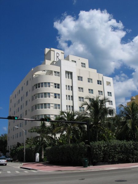 Miami Beach, FL: Raleigh Hotel