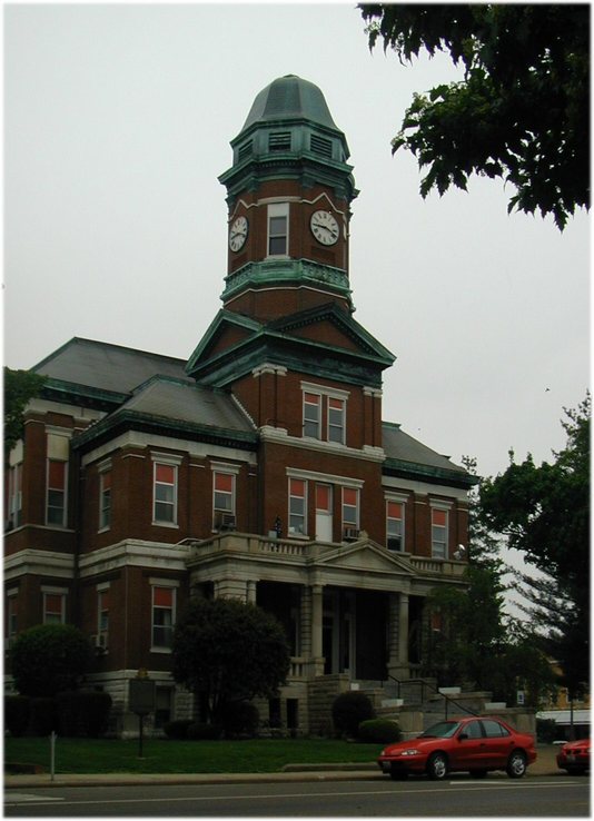 Lawrenceville, IL: Stately old building in Lawrenceville, IL