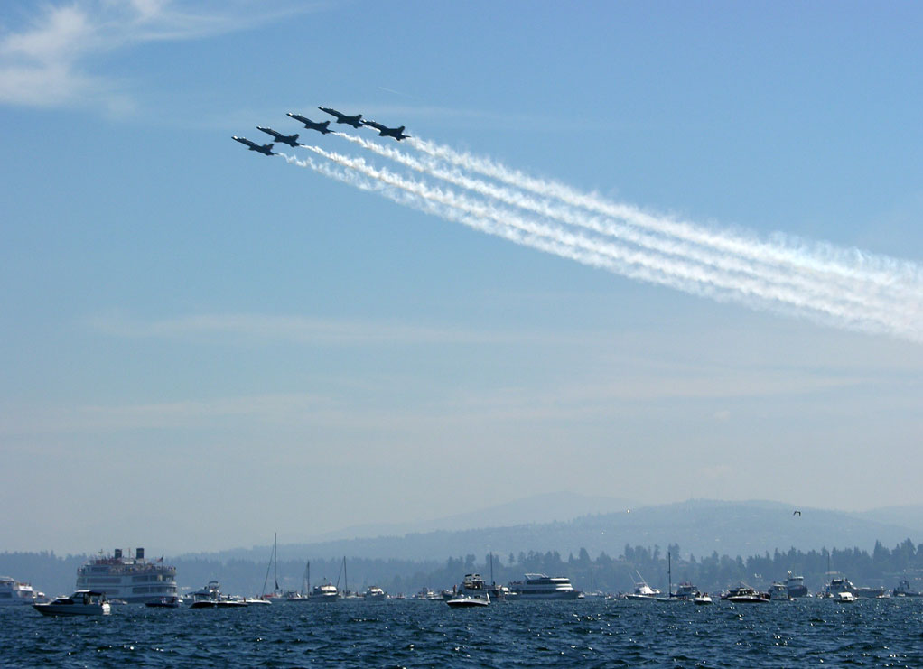 Seattle, WA: Seattle Sea Fair Blue Angels Show