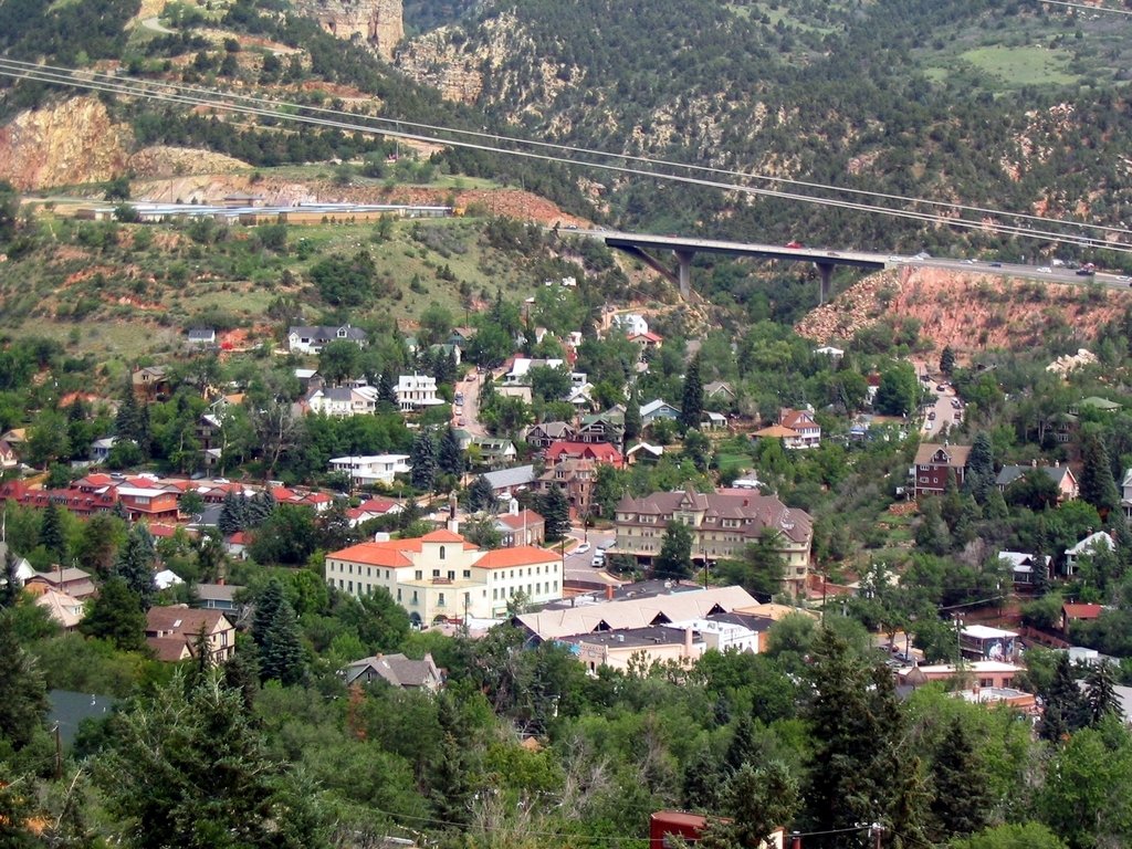 Manitou Springs, CO: Manitou Springs as seen from Paul Intemann Nature Trail