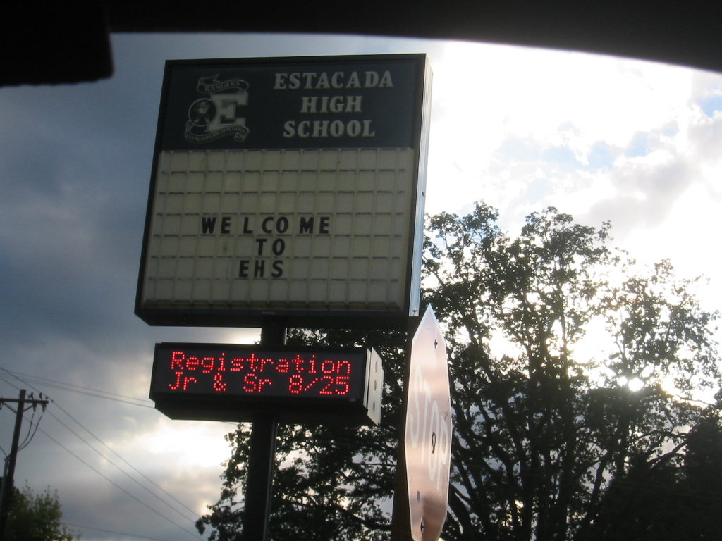 Estacada, OR Estacada High School photo, picture, image (Oregon) at