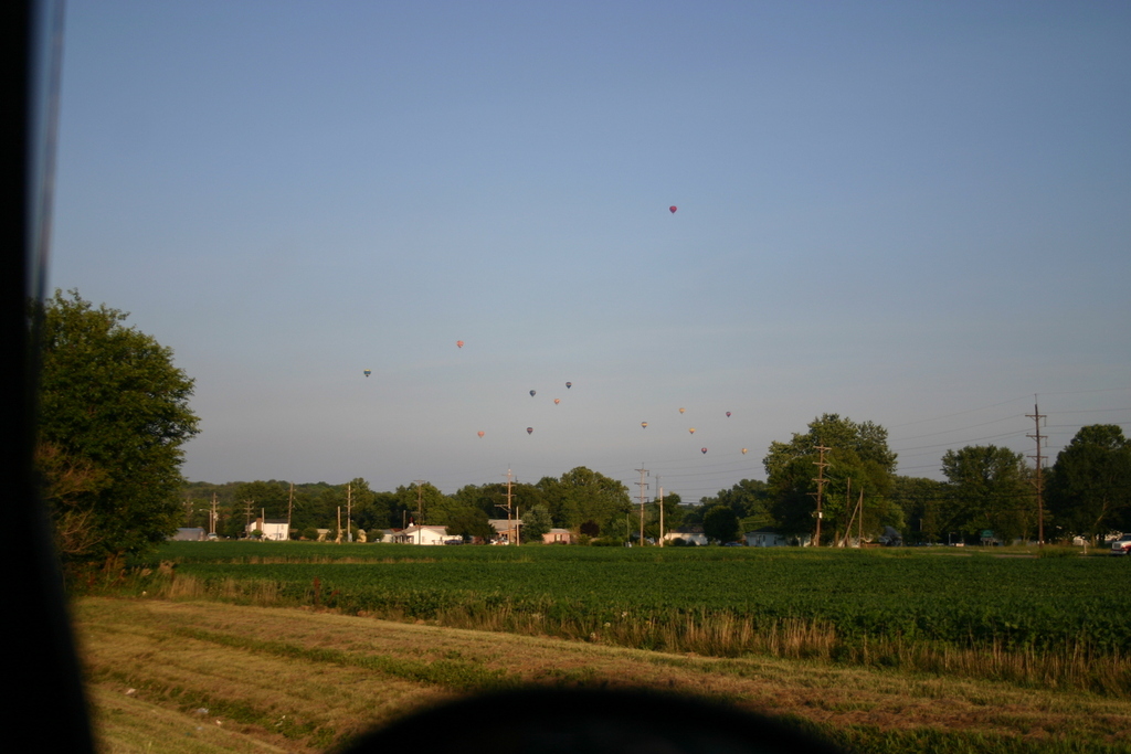 Trenton, OH: ballons over the city