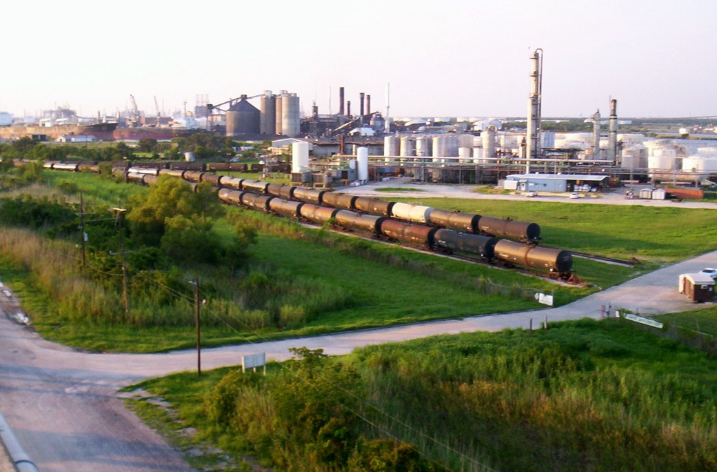 Port Arthur, TX: Busy industrial section