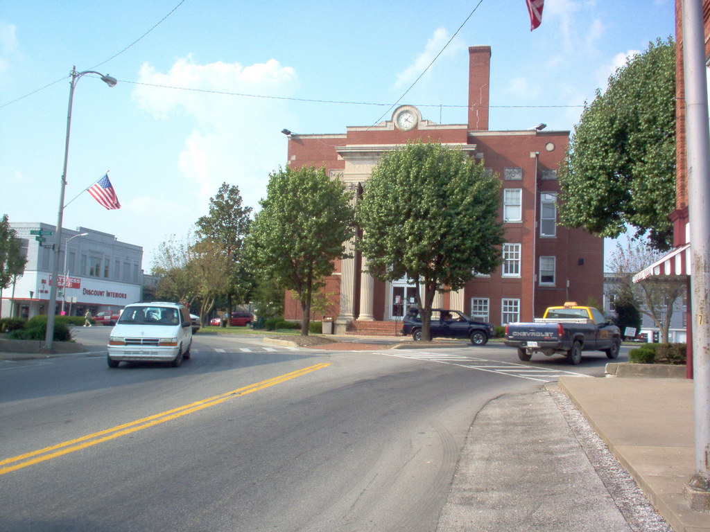Leitchfield, KY: courthouse Leitchfield KY