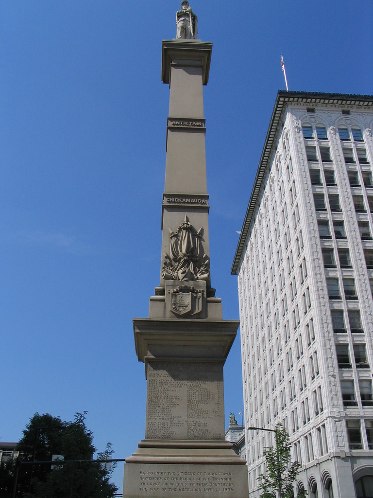 Youngstown, OH: civil war memorial