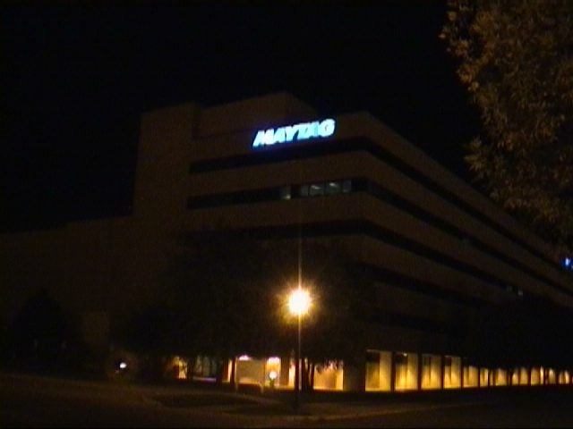 Des Moines, IA: Maytag Newton "Afterhours"