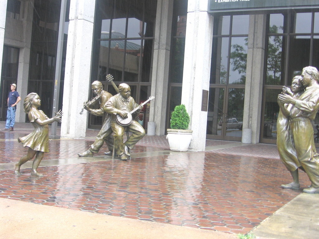 Asheville, NC: Statues Outside Bldg Downtown