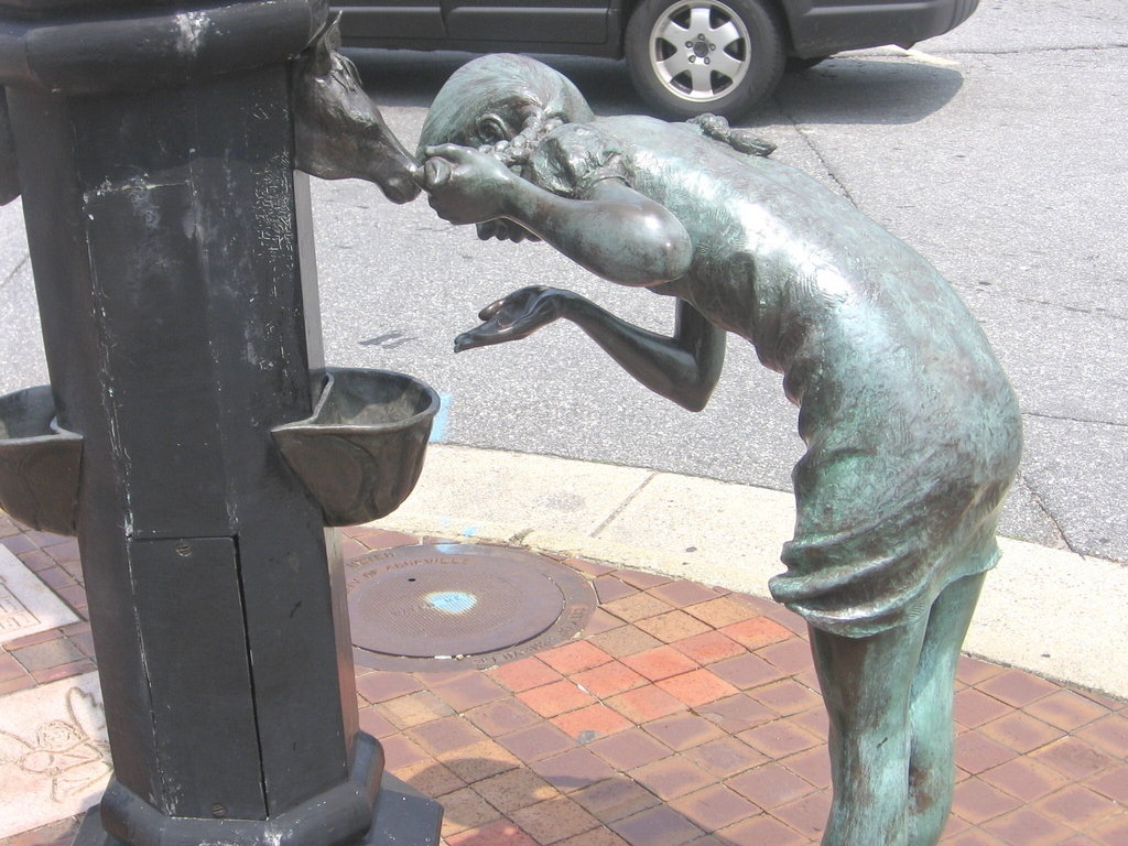 Asheville, NC: Another Statue Downtown