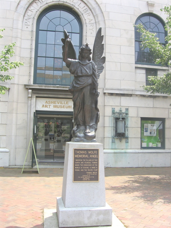 Asheville, NC: Thomas Wolfe Memorial Angel