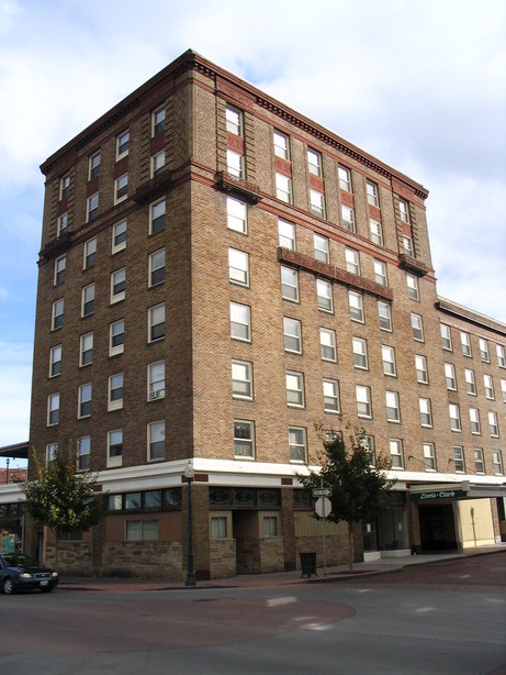 Centralia, WA: old lewis-clarke hotel