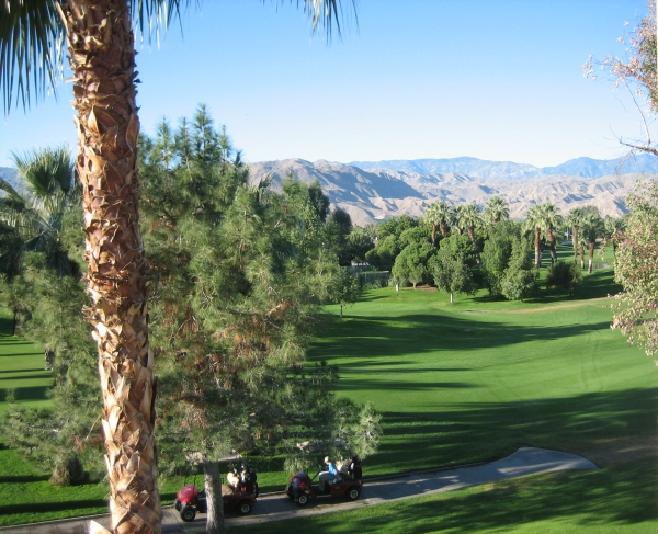 Palm Desert, CA: Palm Desert golf course.