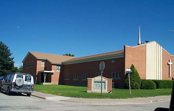 Dighton, KS: First Christian Church