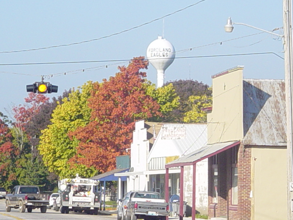 Fordland, MO: downtown in autumn
