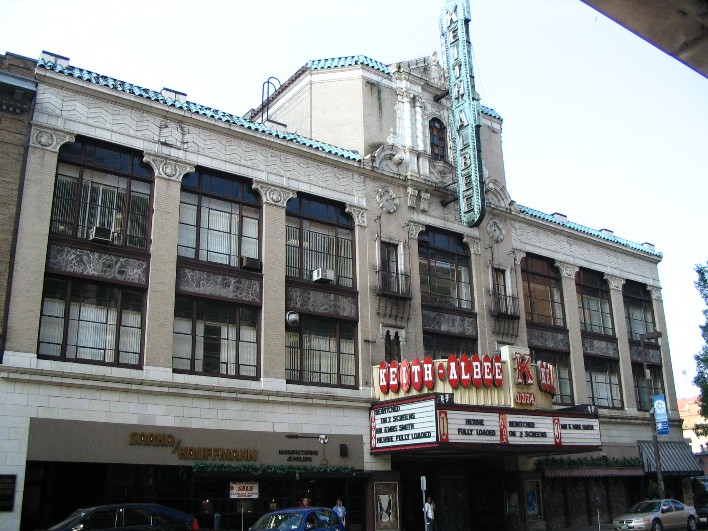 Huntington, WV: Keith-Albee theater