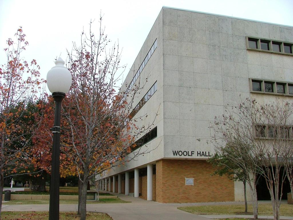 Arlington, TX: The University of Texas at Arlington