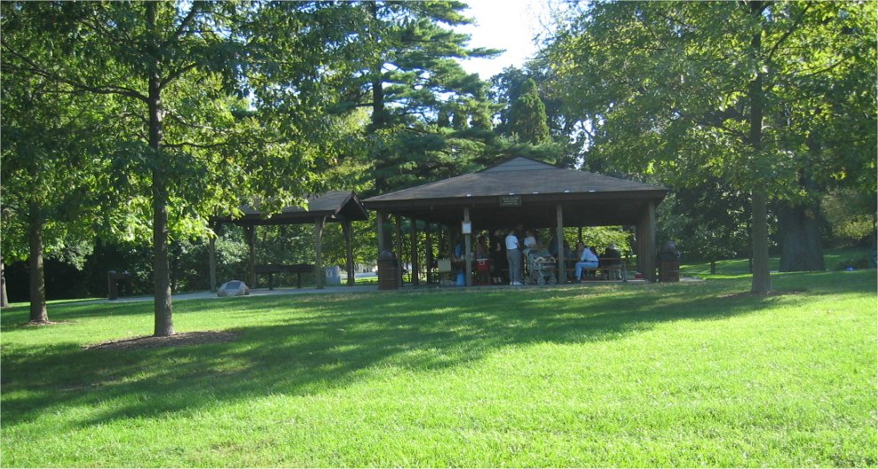 Waukegan, IL: Bowen Park - a picnic area