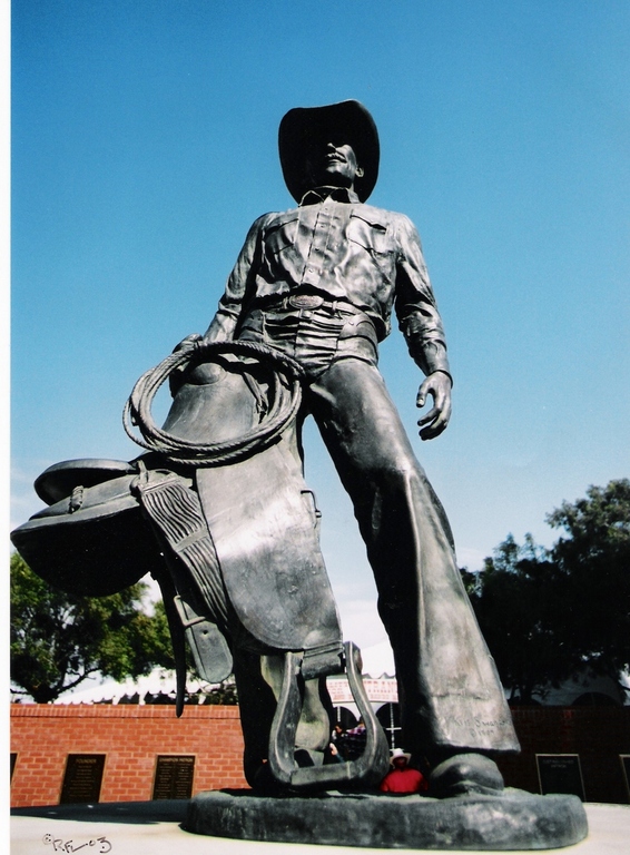 Salinas, CA: Cowboy Statue
