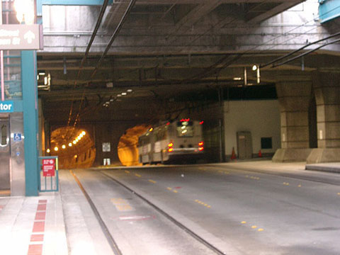 Seattle, WA: bus entering main tunnel section at International District station
