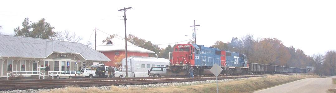 Madison, MS: Grand Trunk Western Train at Madison Station