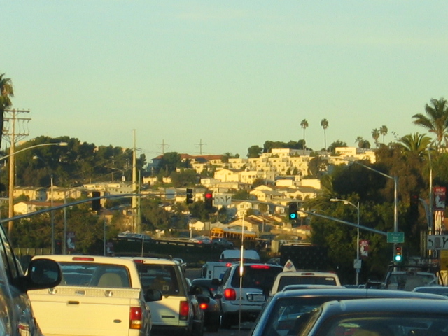 San Diego, CA: Rushing to I-8