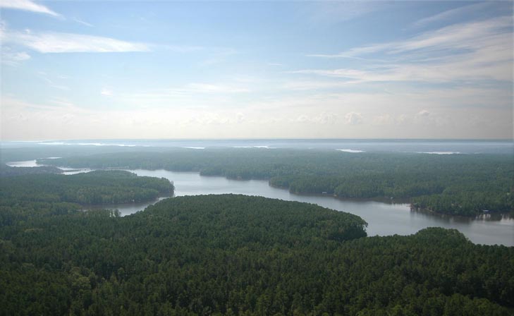 McCormick, SC: Surrounded by Lakes and Forests