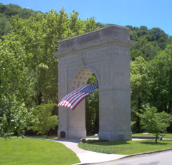 Huntington, WV: Memorial Arch-Huntington,Wv