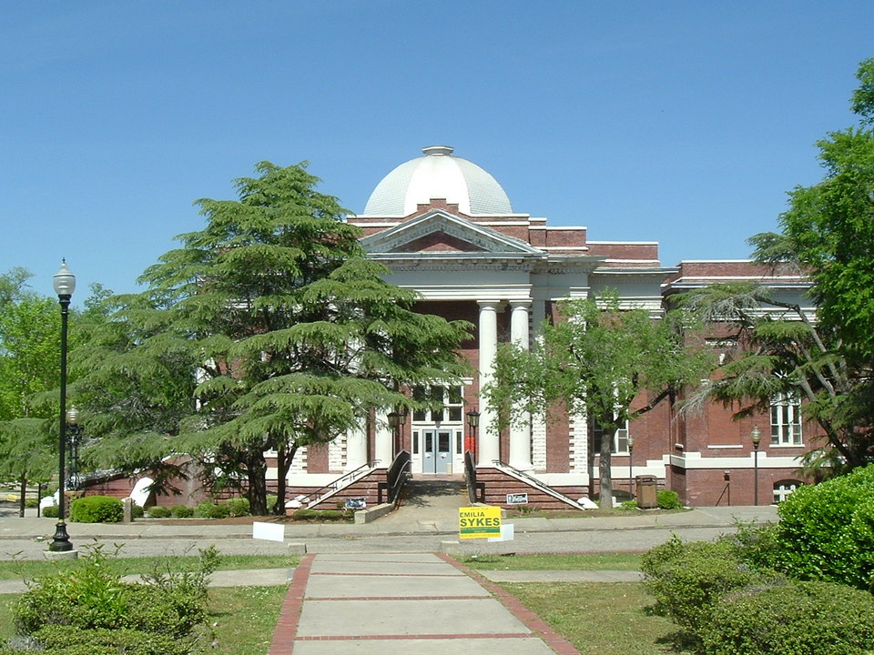 Tuskegee, AL: Tuskegee University