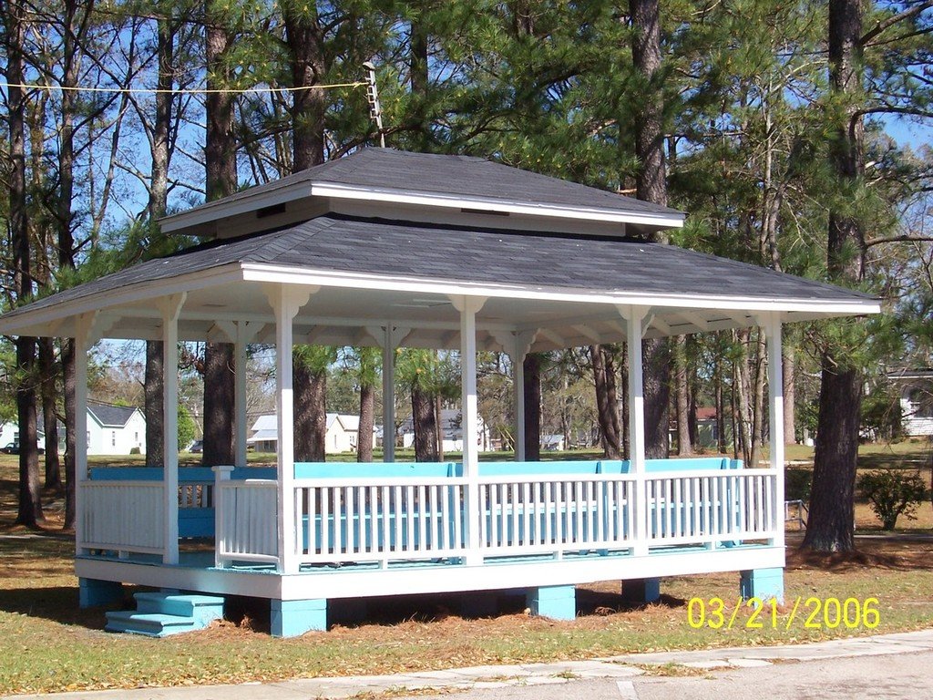 Stonewall, MS: The Gazebo in Old Mill Park