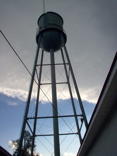 Turbeville, SC: The 1960 Water Tower behind Town Hall