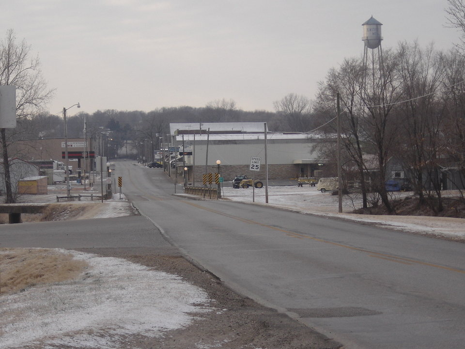 South West City, MO: Looking North Down Main. User comment: You are facing North in this one not South