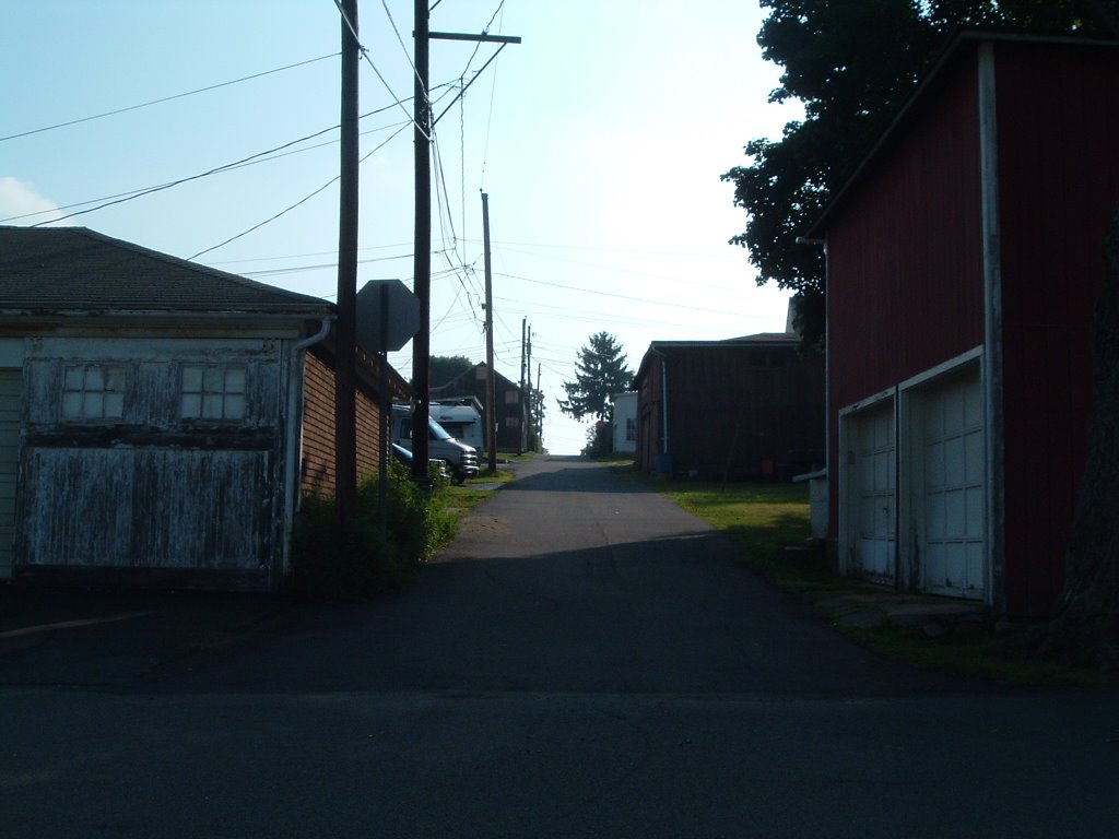 Weatherly, PA: Alley in Weatherly
