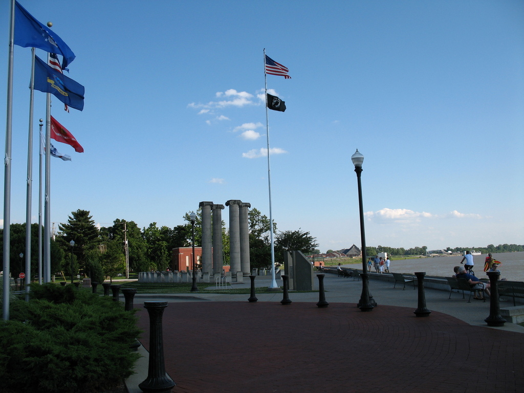 Evansville, IN: Waterfront Park