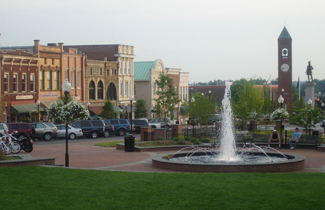 Spartanburg, SC: Morgan Square, downtown Spartanburg