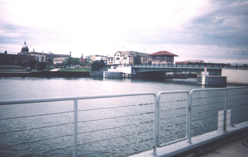 Manitowoc, WI: Draw Bridge near downtown Manitowoc