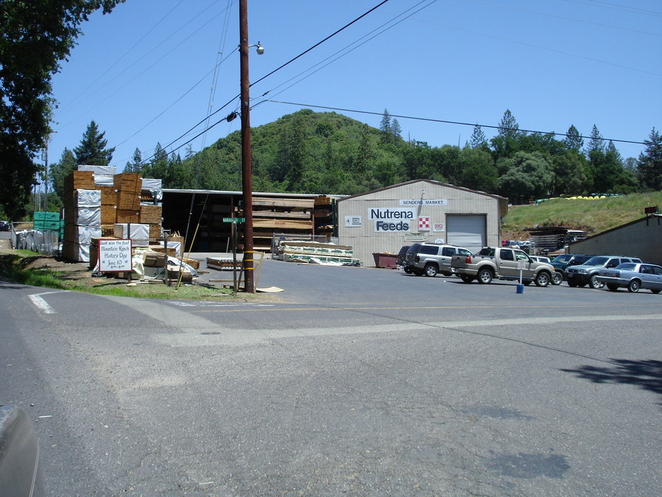 Mountain Ranch, CA Senders Market photo, picture, image (California