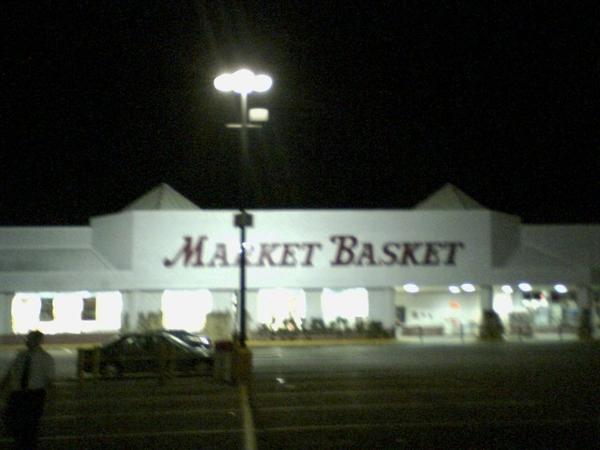 Bellingham, MA: Bellingham Market Basket Grocery Store