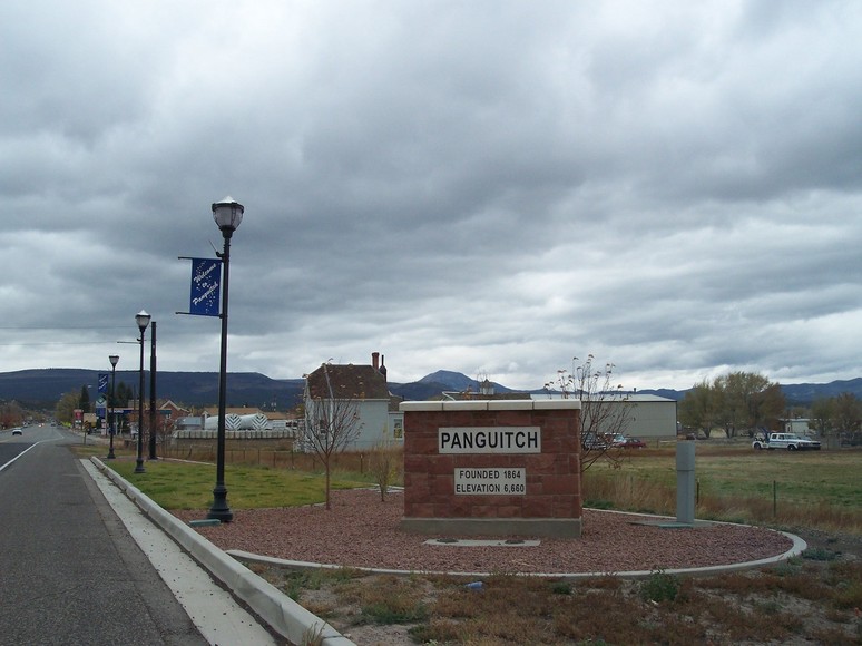 Panguitch, UT: North on Hwy 89 entering Panguitch