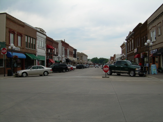 Clear Lake, IA : Main Ave. photo, picture, image (Iowa) at city-data.com