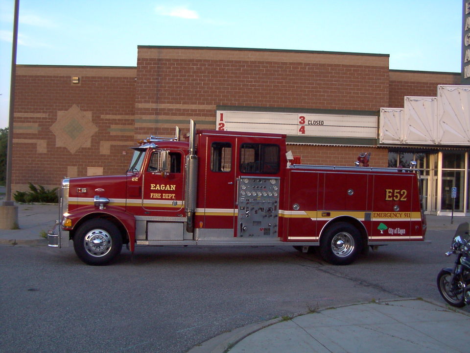 Eagan, MN: Eagan Fire Departments Engine 52