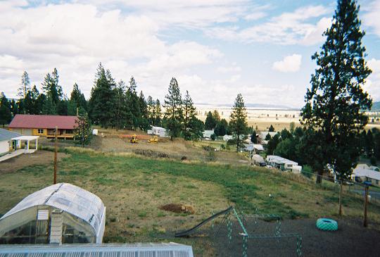 Ukiah, OR: Ukiah, Oregon (View over town from the school yard)