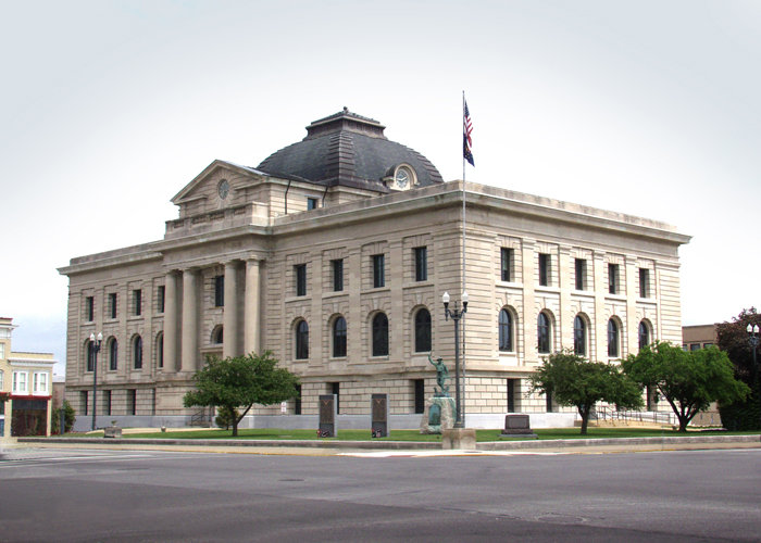 Peru, IN: Courthouse